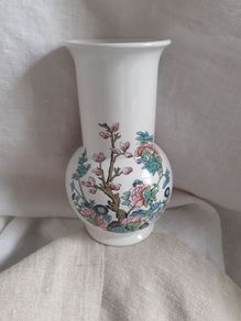 White Ceramic Oriental Vase