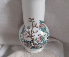 White Ceramic Oriental Vase