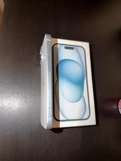 iPhone 15