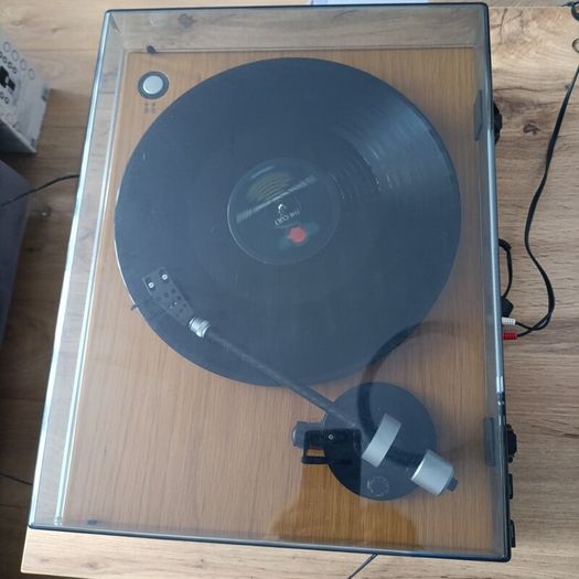ROBERTS RT 200 Elite turntable