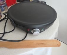 crepe maker