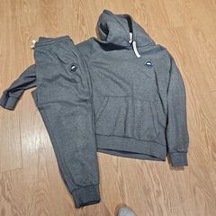 tracksuit