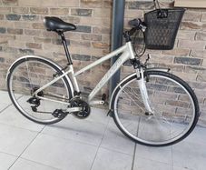 ladies carrera hybrid( can deliver)