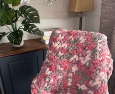 Lamb & Dale - Cherry Blossom Blanket