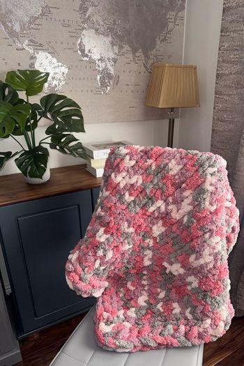 Lamb & Dale - Cherry Blossom Blanket