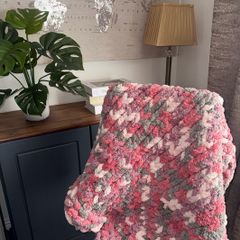 Lamb & Dale - Cherry Blossom Throw