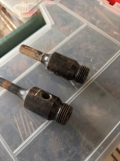 Core bit attachment