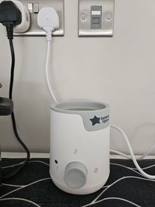 Tommee Tippee bottle warmer & Bottles
