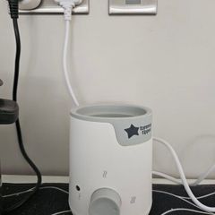 Tommee Tippee bottle warmer & Bottles