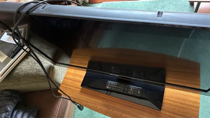 TV. LG 37 inch