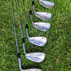 Mizuno MP32