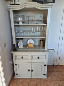 Kitchen dresser