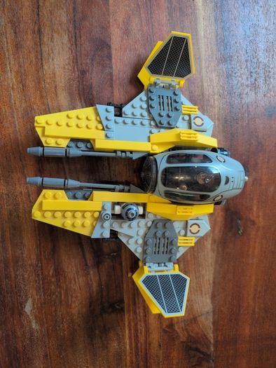 Lego Anakin's Jedi interceptor