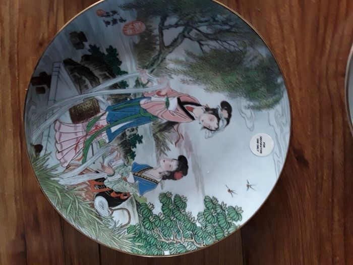 collectible crockery