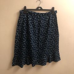 Navy skirt (size large)