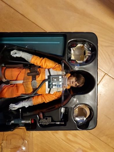 Hot Toys Luke Skywalker Snow Speeder Pilot MMS585 1/6 Hottoys