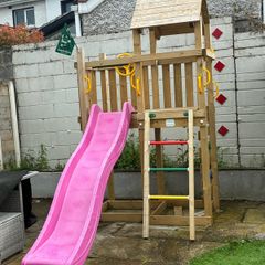 Jungle gym