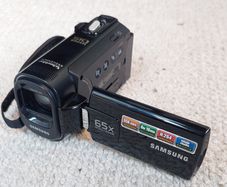 Samsung SMX-F40 Y2K Video Camera Camcorder