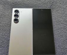 Samsung Galaxy Fold 6 1TB Silver Unlocked