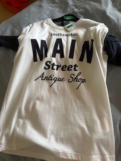 New with tags Benetton long sleeve tshirt and fine knit jumper