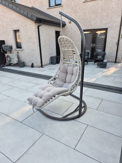Egg Chair - used - good shape