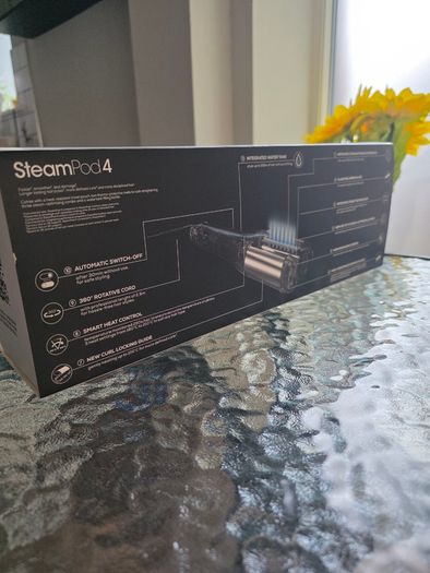 Brand New LOreal  Professionnel SteamPod 4 - Factory Sealed - Unopened