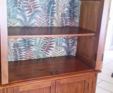 linen press