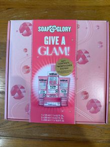 Soap and Glory Give A Glam Gift Set Brand New and Sealed Great Gift