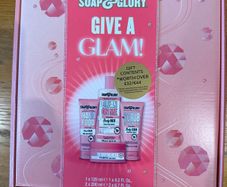 Soap and Glory Give A Glam Gift Set Brand New and Sealed Great Gift