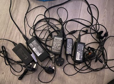 5 Power Adapters Chargers Lenovo, Toshiba, LG, Delta & APO