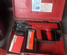 Hilti masonry nail gun in good condition, no use for it