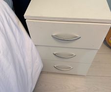 Bed side table