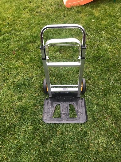 New hand trolley