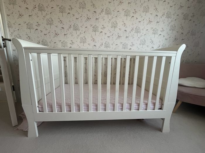 Mamas and Papas Mia Cot Bed