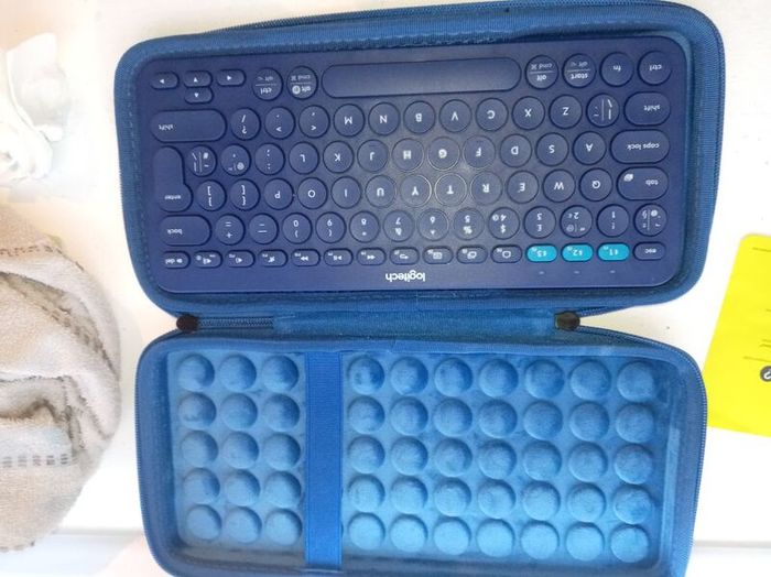 logitech