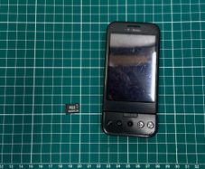 HTC Dream/ T Mobile G1 - First ever android phone - rare!