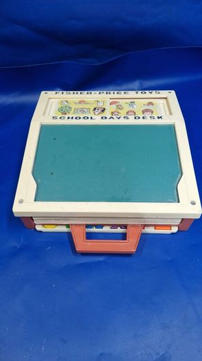 French edition Vintage FisherPrice School Days Desk  Complete