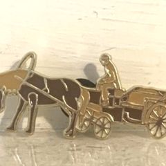 Horse & Carriage Pin