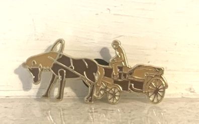 Horse & Carriage Pin