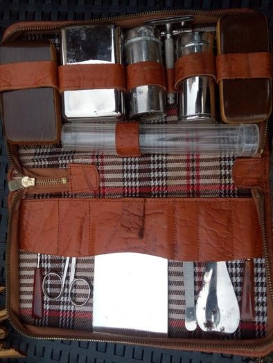 Vintage Shaving/Manicure Set