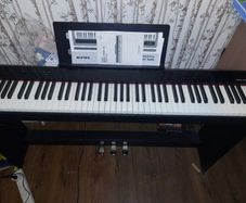 Nux digital piano