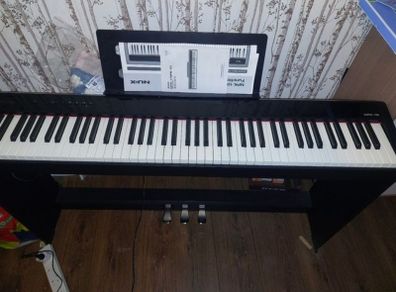 Nux digital piano