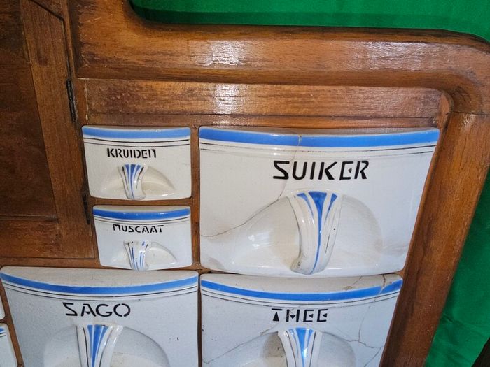 Retro wall spice rack Belgium