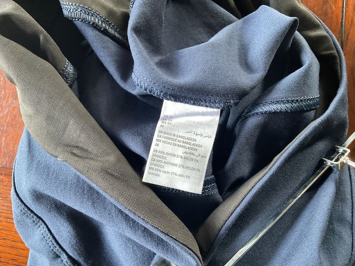 NEW FINAL REDUCTION. navy pull up casual trousers  from Style & Co. USA Size 3X which will fit 26/28.   Length from waist to hemline is 40 inches