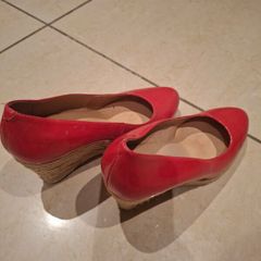 Ladies Shoes Size 40 Coral Wedges