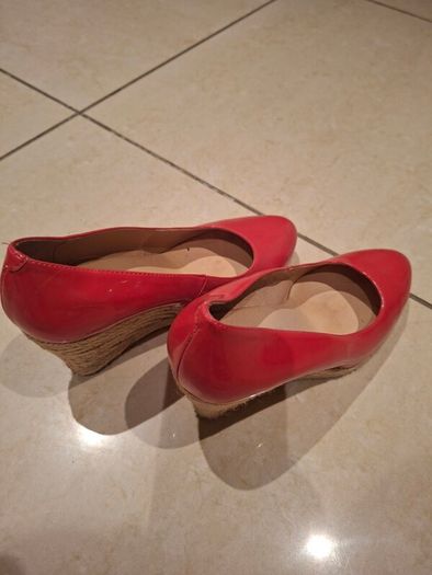 Ladies Shoes Size 40 Coral Wedges
