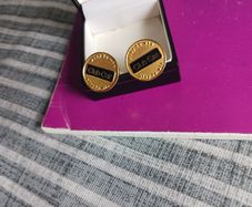 Cufflinks