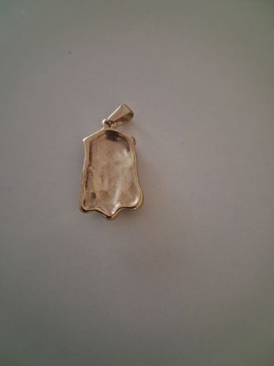 Jesus head gold pendant