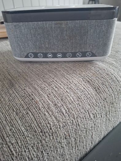 bluetoot. phone charger