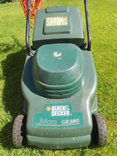 Electric Black & Decker lawnmower